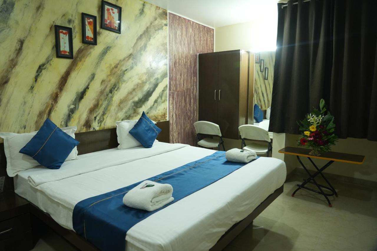 Hotel Avon International Aurangabad  Eksteriør billede