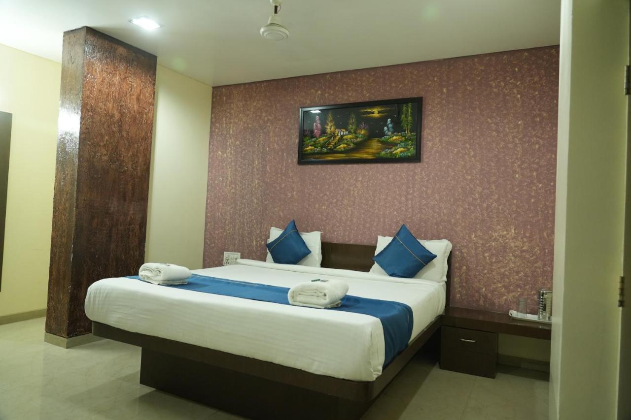 Hotel Avon International Aurangabad  Eksteriør billede