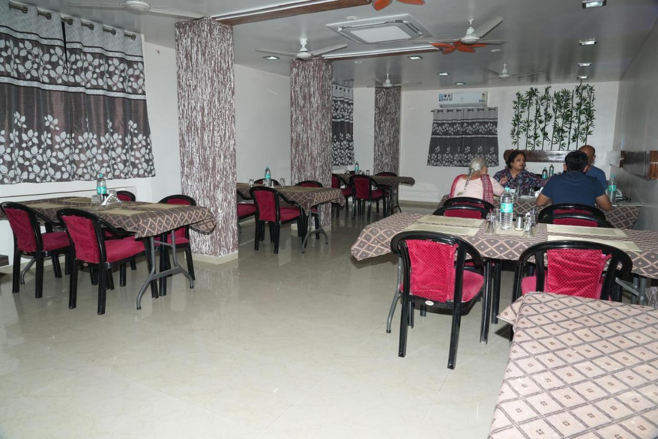 Hotel Avon International Aurangabad  Eksteriør billede