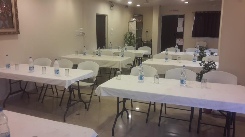 Hotel Avon International Aurangabad  Eksteriør billede